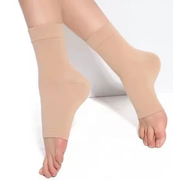Kompressziós lábfejnélküli ergonómikus testszínű bokazokni