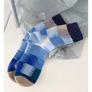 Férfi  geometrikus patchwork mintás zokni