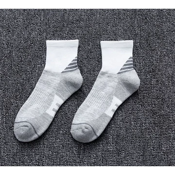 Női atlétikai pamut bokazokni