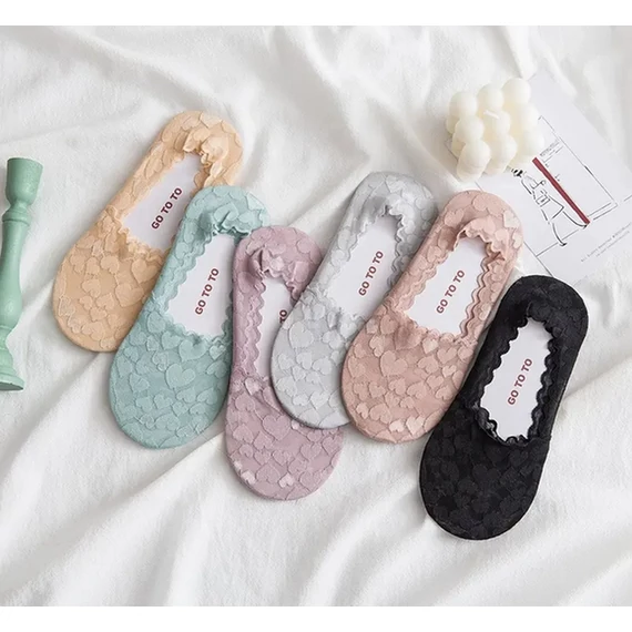  Női mályva színű szívecskés csipkés titokzokni