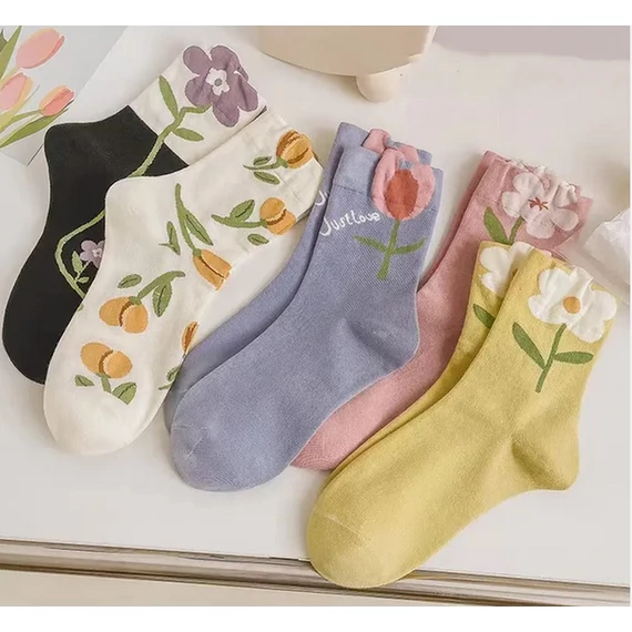 Női tulipán virágos fehér zokni