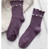 Női fodros gyöngyös díszítésű lila pamut zokni